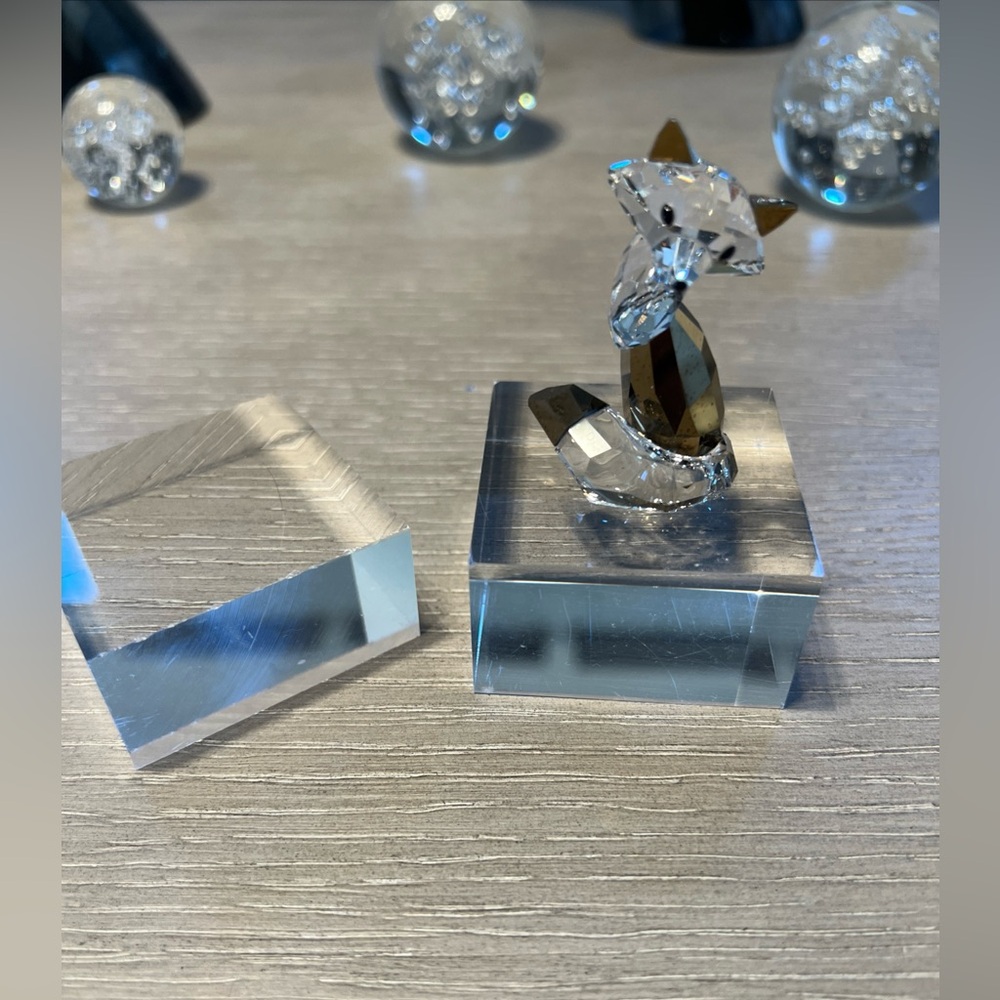 Acrylic Riser Stand Display Block Clear Polished Solid 2x2x1” 3 Oz Square